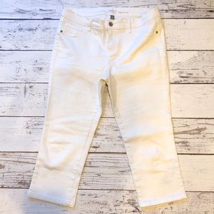 NYCO White Legging Crop Capri Jeans Size 10